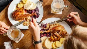 Kvíz: Svatomartinská trojice aneb Víte vše o huse, zelí a knedlících? Otestujte své sváteční IQ