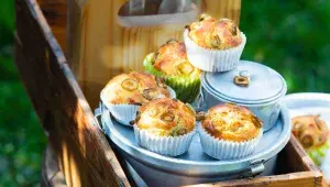 Sýrovo-olivové piknikové muffiny