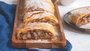 Tažený štrúdl s jablky