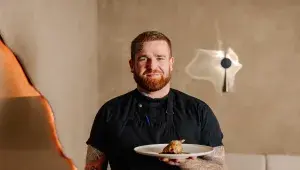 Nutně musíte zkusit! Cibulový krém s vlašskými ořechy jako z restaurace V Zátiší: Šéfkuchař Daniel Bureš prozradil recept na tenhle krémový poklad