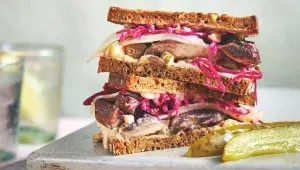 Vegetariánský Reuben sendvič