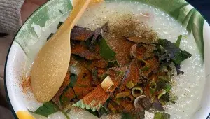 Vietnamská rýžová polévka cháo