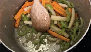 Zelenina na cideru - restování zeleniny