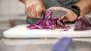 Příprava svatomartinského zelí podle Lokálu