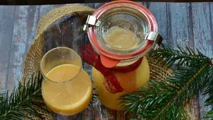 krémový likér - vaječný koňak