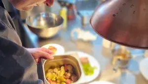 Šéfkuchař restaurace Hlučov Lukáš Patera