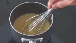 Canelé de Bordeaux - krok 12 - šlehání