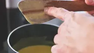 Canelé de Bordeaux - krok 13 - zkouška krému