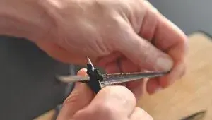 Canelé de Bordeaux - krok 3 - vanilka