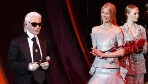 Claudia Schiffer a Carl Lagerfled v roce 2008