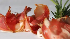 Co všechno víte o slanině?