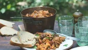 Bigos s houbami