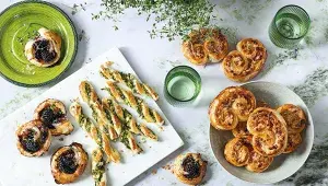 Kapitola Slané: Sýroví šneci s ostružinami, šneci s chorizem, špenátové tyčinky