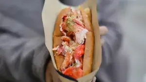 Lobster roll