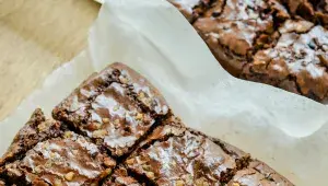 Brownies na pečicím papíře