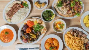 Různá jídla z turecké kuchyně