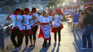 Pekařky pizzy na fesivalu v Neapoli