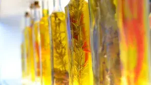 olivový olej a bylinky