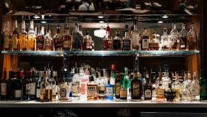 bar