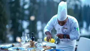 šéfkuchař při práci