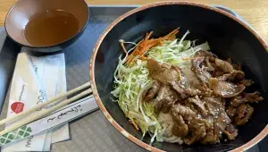 Bun cha z Pholevka na Floře