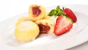 Tvarohové knedlíky s jahodami