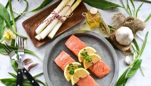 Losos, česnek a další suroviny