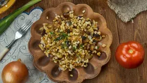 Tohle vánoční jídlo provoní celý byt: Jak připravit houbového kubu, který vrací na stůl chuť staročeských Vánoc?