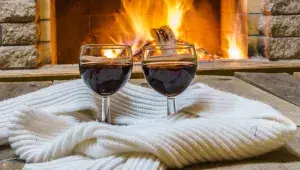 Sklenička na dobrou noc? Ve skutečnosti vás okrádá o spánek víc, než tušíte