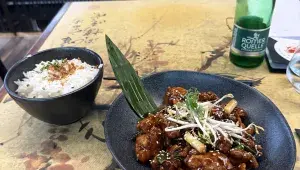 Kung pao z restaurace Sia