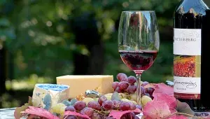 cervene vino