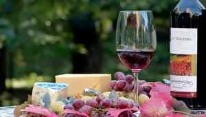 cervene vino