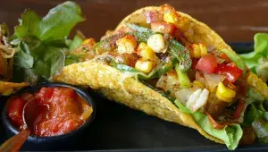 taco a rajčatová salsa