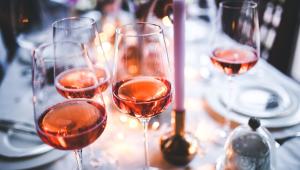 ruzove vino