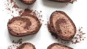 Roláda s moka krémem