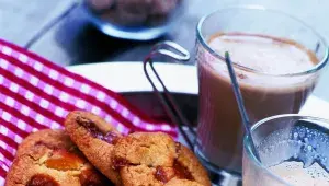 Skořicové mléko a sušenky