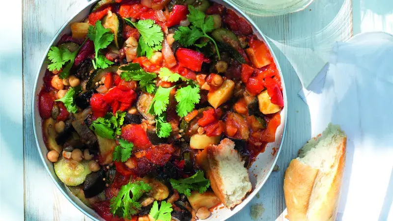 Pečená letní zelenina s cizrnou