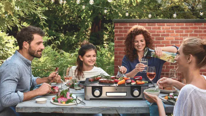 Grilovat se dá i na terase, na balkoně či přímo v bytě