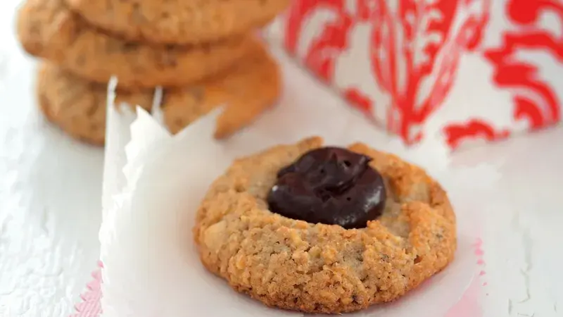 Ořechová kolečka s čokoládovým krémem