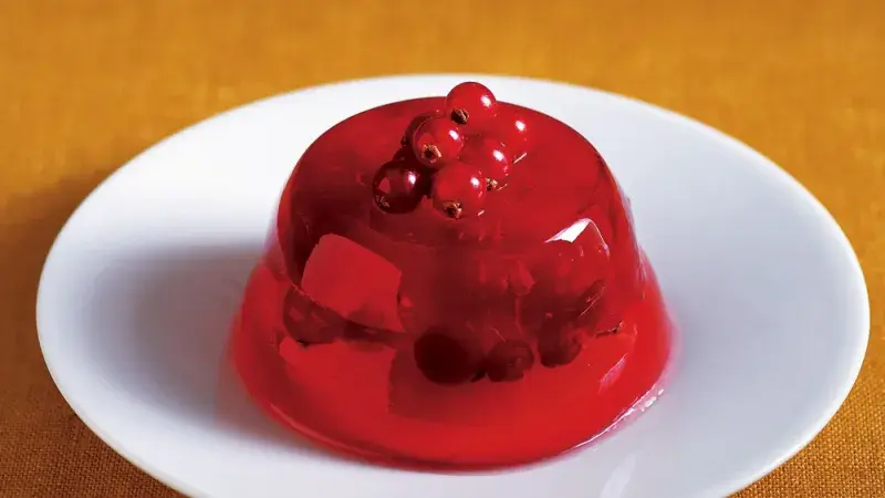 Šampaňské želé s rybízem