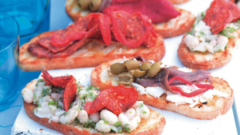 Bruschetty na grilu