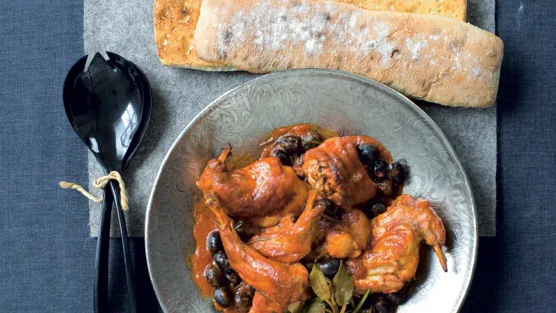 Coniglio alla cacciatora (králík po myslivecku)