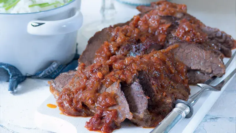 Hovězí hrudí na paprice a pivě