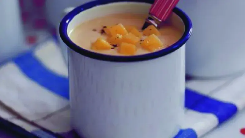 Květáková polévka se sýrem