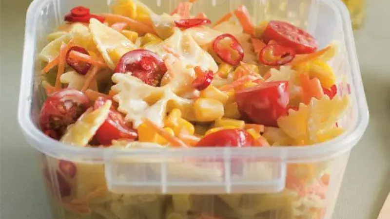 Krémový těstovinový salát