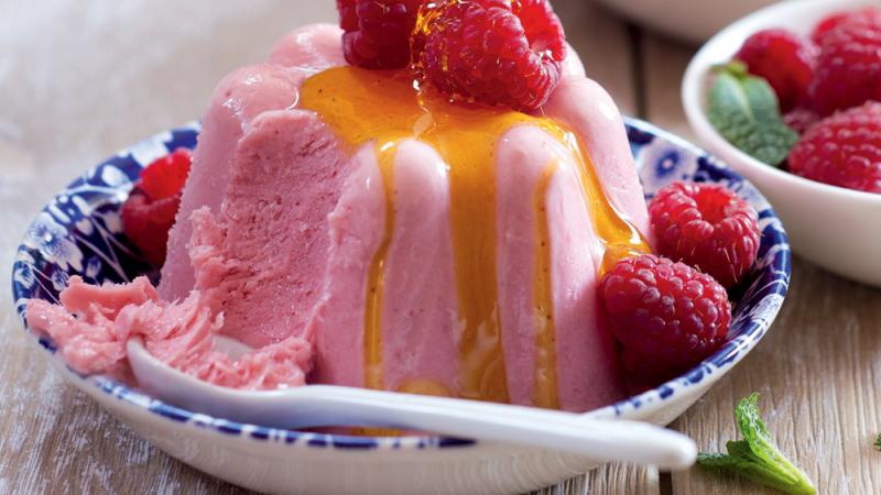 Jogurtovo-medové semifreddo s ovocem