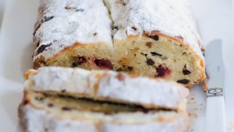 Tvarohová štóla s rozinkami
