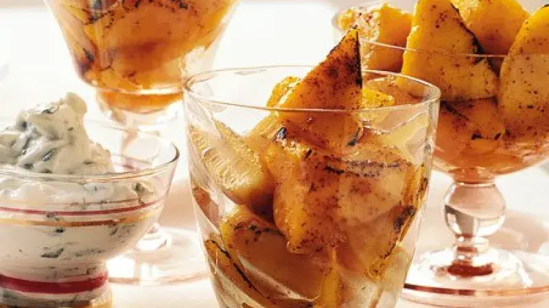 Mango s jogurtem a chilli polevou