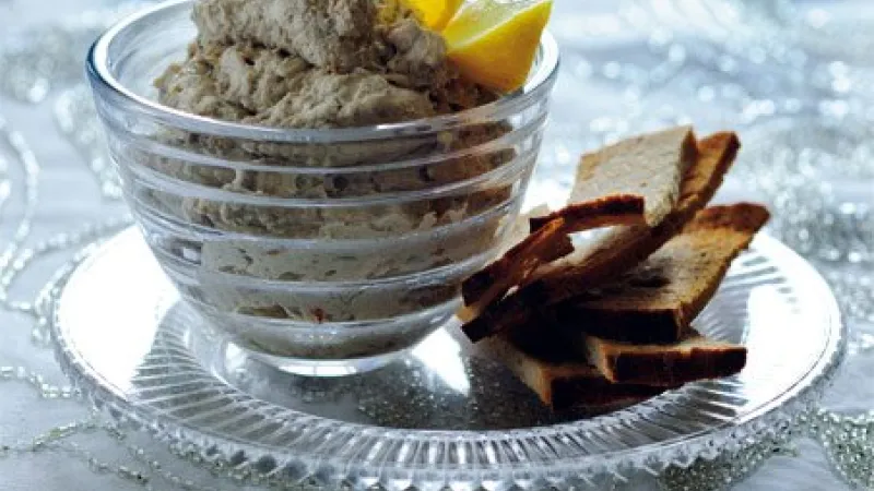 Pomazánka z uzené makrely s křenem