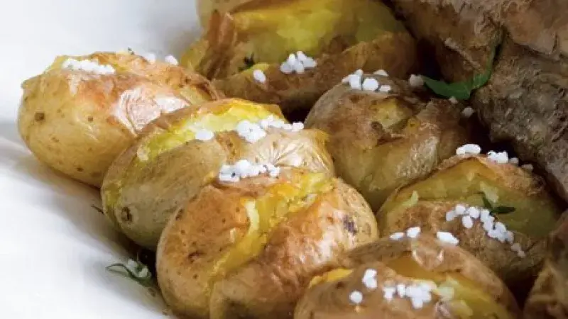 Česnekové brambory